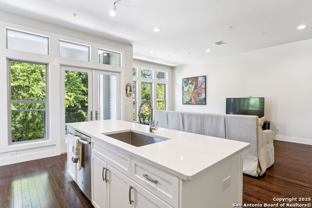 135 Cedar Street Property Photo 14