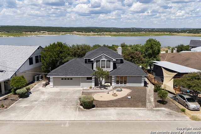 2557 Glenn Drive Property Photo 1