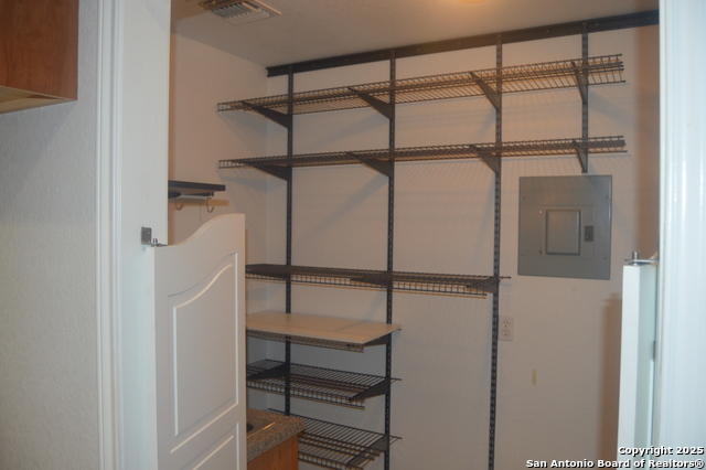 14847 Lytle Somerset Property Photo 6