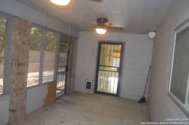 14847 Lytle Somerset Property Photo 10