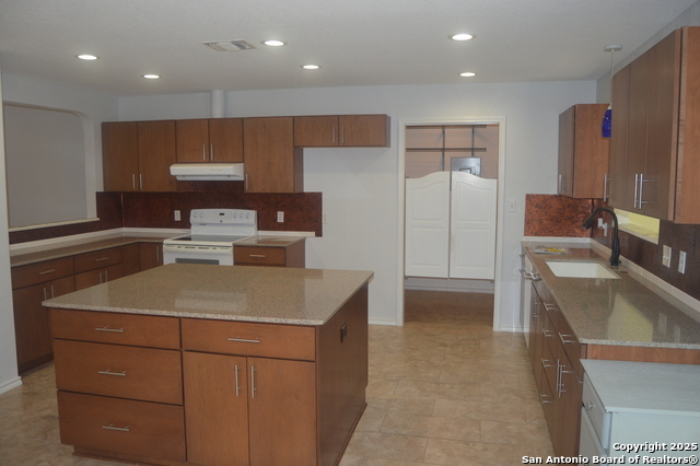 14847 Lytle Somerset Property Photo 15