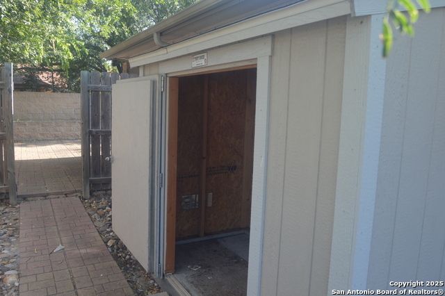14847 Lytle Somerset Property Photo 42