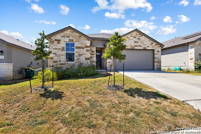 7333 Walkers Loop Property Photo 3