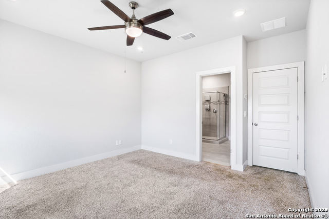 7333 Walkers Loop Property Photo 18