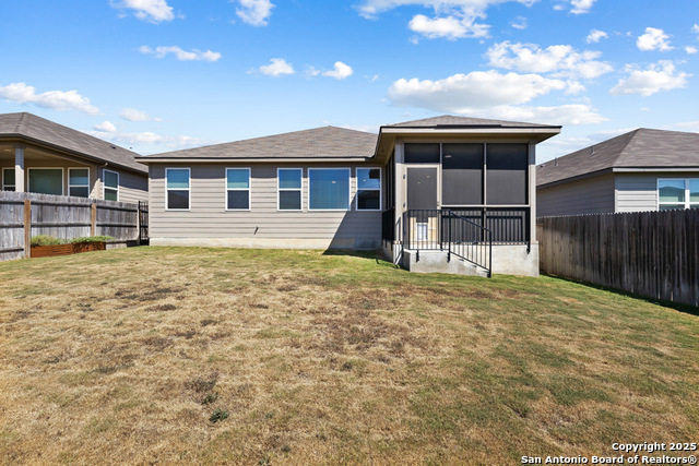 7333 Walkers Loop Property Photo 36