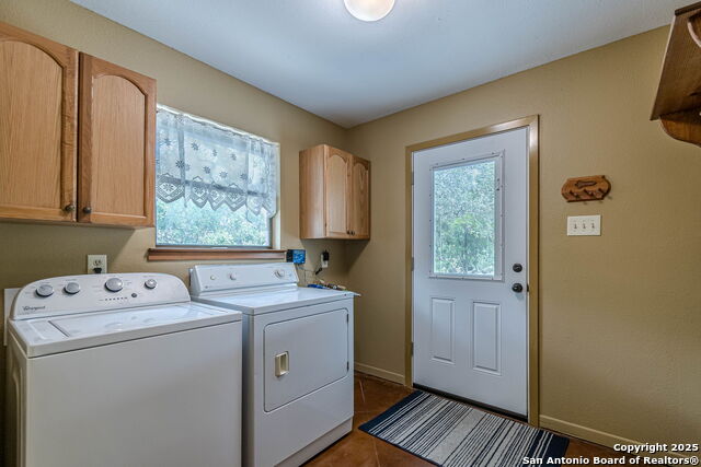 560 Bluff Ridge Property Photo 5