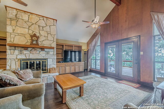 560 Bluff Ridge Property Photo 17