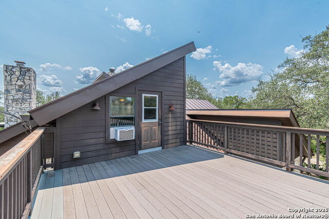 560 Bluff Ridge Property Photo 23