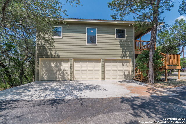 560 Bluff Ridge Property Photo 45