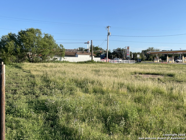117 N Center St Property Photo 5