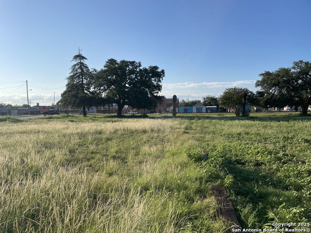 117 N Center St Property Photo 17