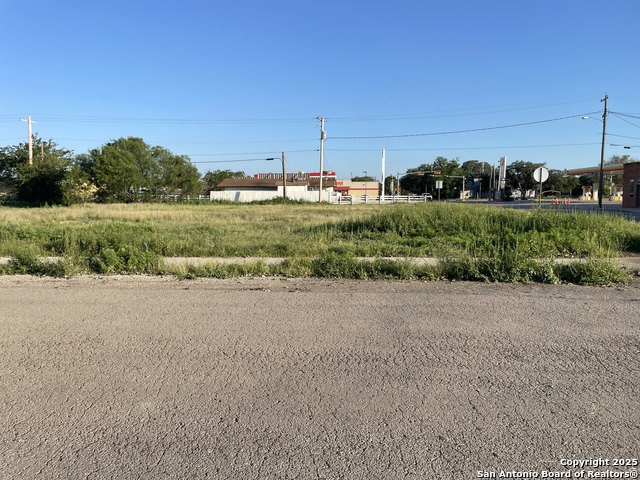 117 N Center St Property Photo 22