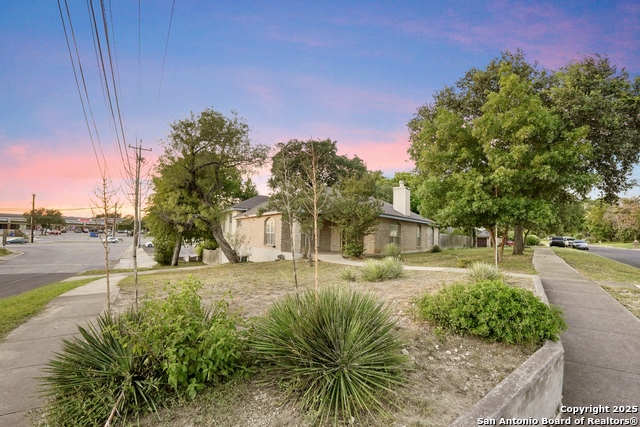 7501 Linkside Property Photo 3