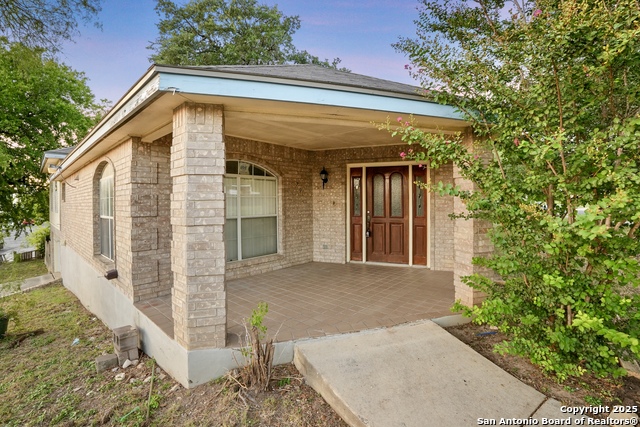 7501 Linkside Property Photo 4