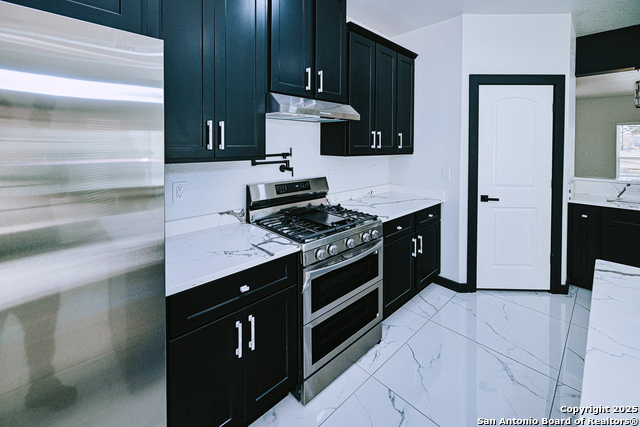 140 County Road 6871 Property Photo 13