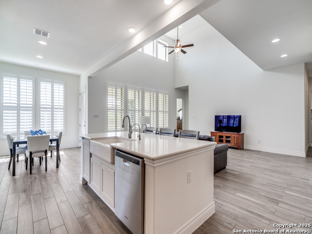 99 Simpatico Property Photo 14