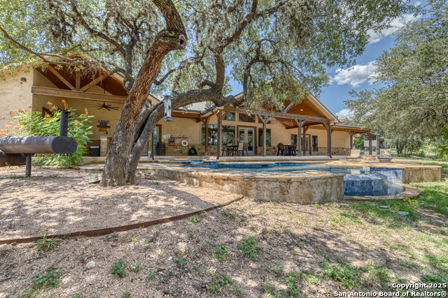 216 Skipping Stone Property Photo 27
