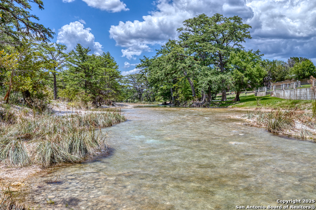216 Skipping Stone Property Photo 34
