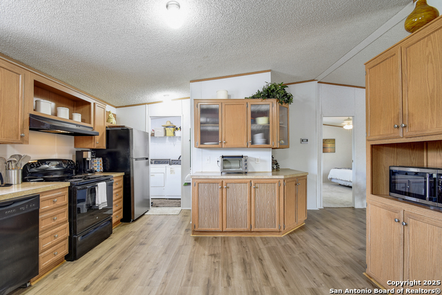 605 County Road 3821 Property Photo 9