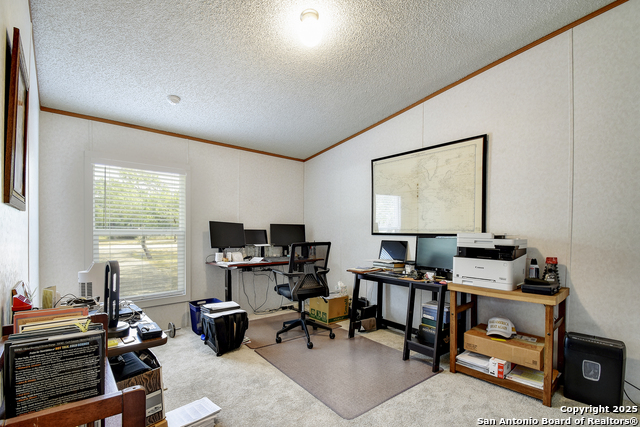 605 County Road 3821 Property Photo 13