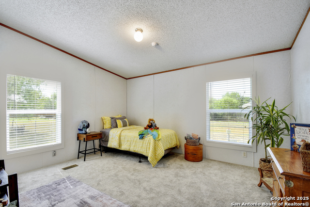 605 County Road 3821 Property Photo 15