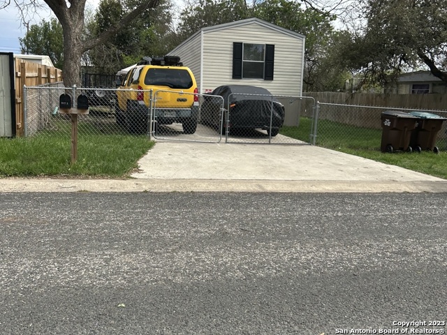 25226 PAT PKWY Property Photo 1