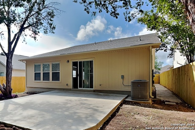9603 Silver Crown Property Photo 17
