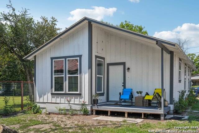 410 Mckay Property Photo 14