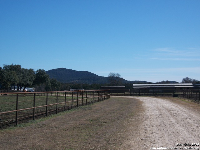 11217 Fm 470 Property Photo 2