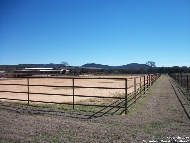 11217 Fm 470 Property Photo 8