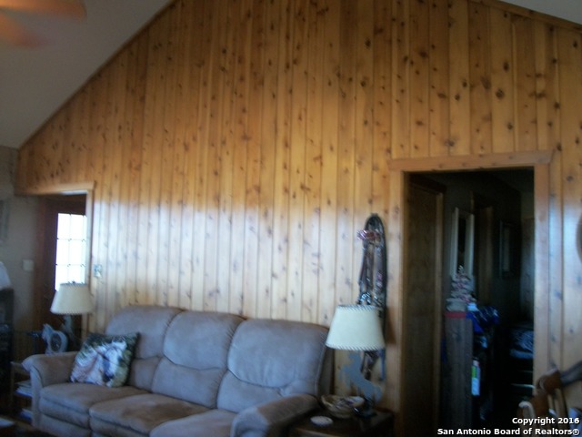 11217 Fm 470 Property Photo 26
