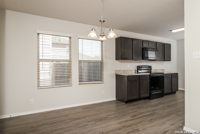 3723 Somers Crest Property Photo 5