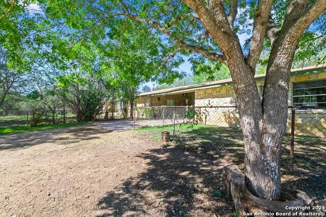 6268 Highway 27 Property Photo 1