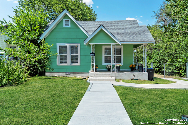 1619 W Ridgewood Ct Property Photo 1