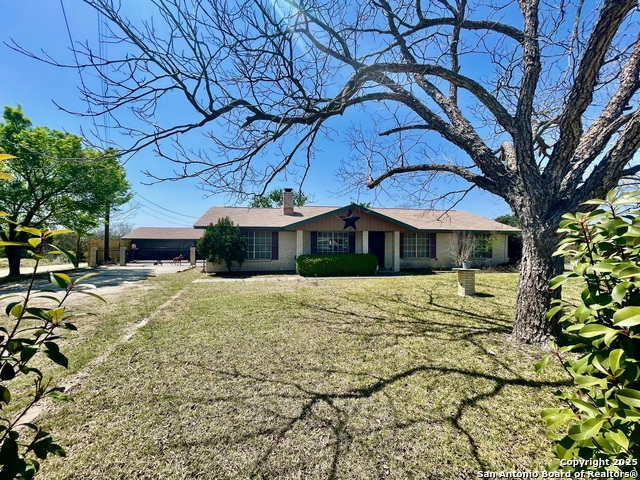 450 Solms Property Photo 2