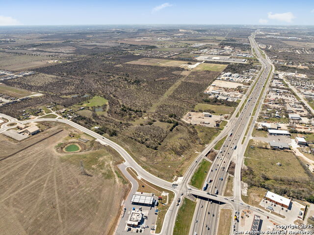 450 Solms Property Photo 4