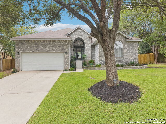 2204 Encino Cliff Property Photo 2