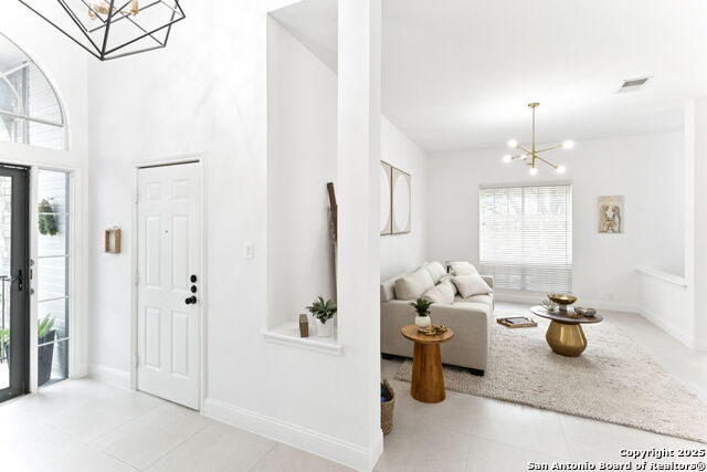 2204 Encino Cliff Property Photo 6