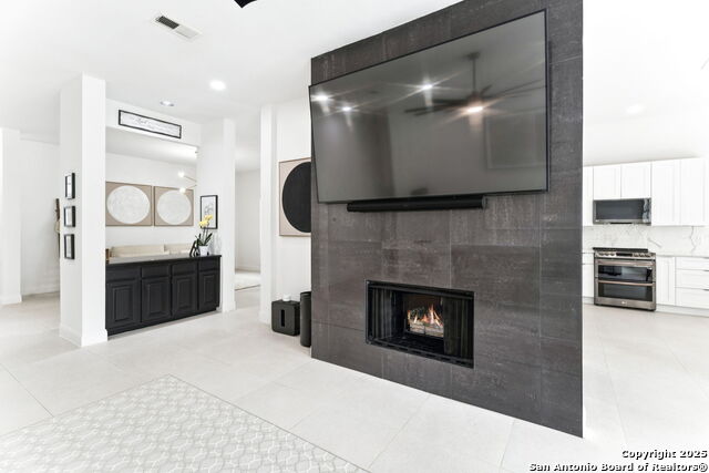 2204 Encino Cliff Property Photo 13