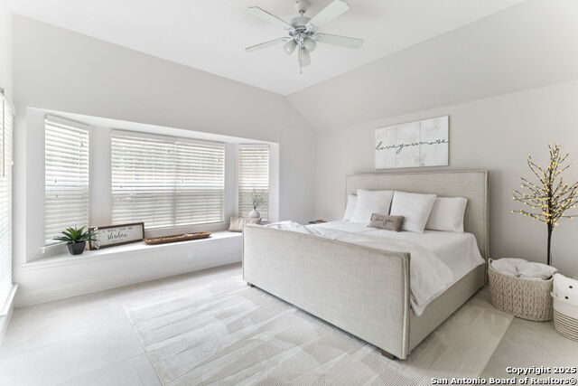 2204 Encino Cliff Property Photo 22