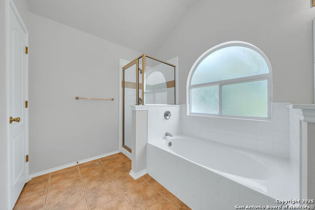 6038 Wood Pass Property Photo 15