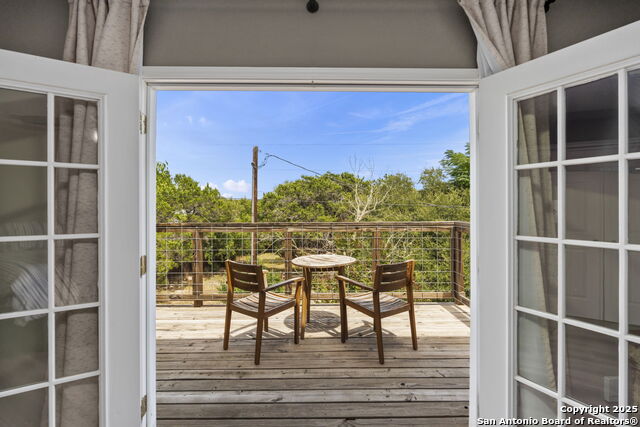 1265 Comanche Path Property Photo 17