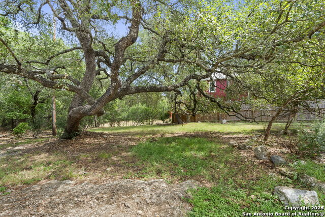 1265 Comanche Path Property Photo 30