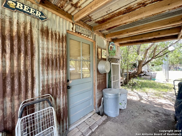 973 River Bend Property Photo 7