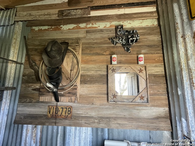 973 River Bend Property Photo 10