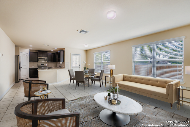 10703 Spirit Roam Property Photo 9