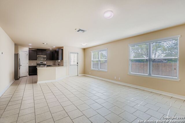 10703 Spirit Roam Property Photo 10