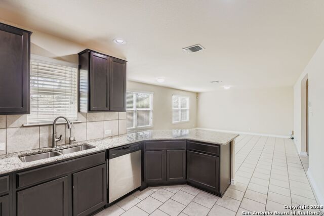 10703 Spirit Roam Property Photo 14