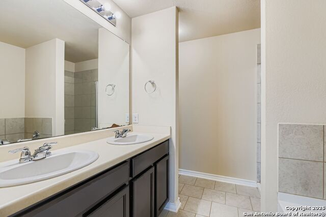 10703 Spirit Roam Property Photo 20