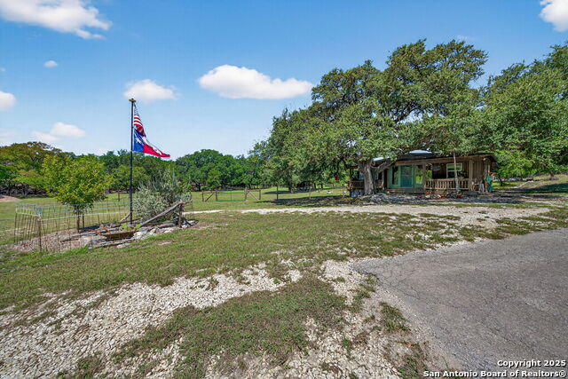 924 Wagon Creek Property Photo 3